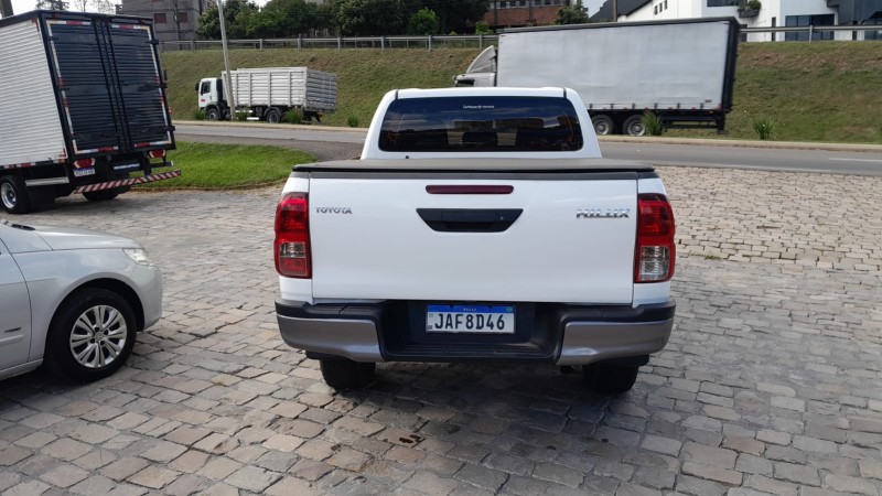 HILUX 2.8 4X4 CD 8V DIESEL 4P MANUAL - 2020 - FARROUPILHA