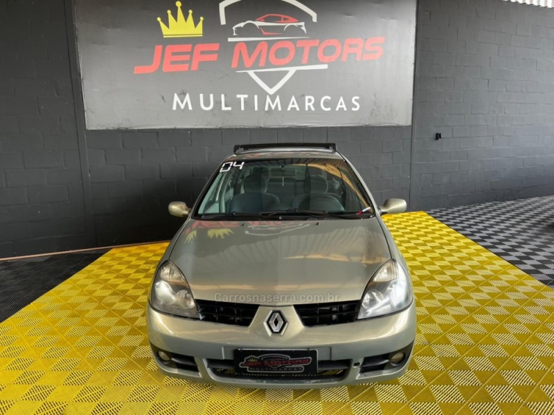 CLIO 1.0 EXPRESSION 8V GASOLINA 4P MANUAL - 2004 - CAXIAS DO SUL