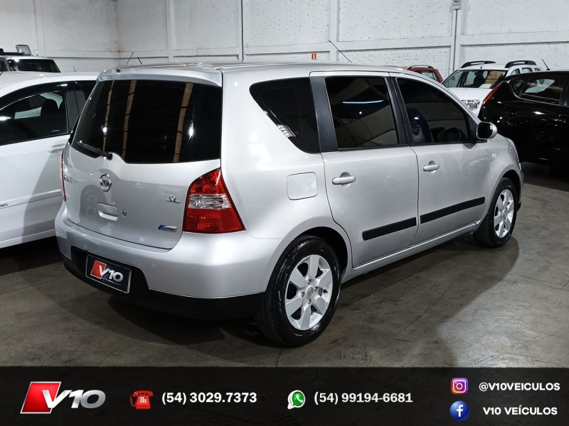 LIVINA 1.6 SL 16V FLEX 4P MANUAL - 2010 - CAXIAS DO SUL