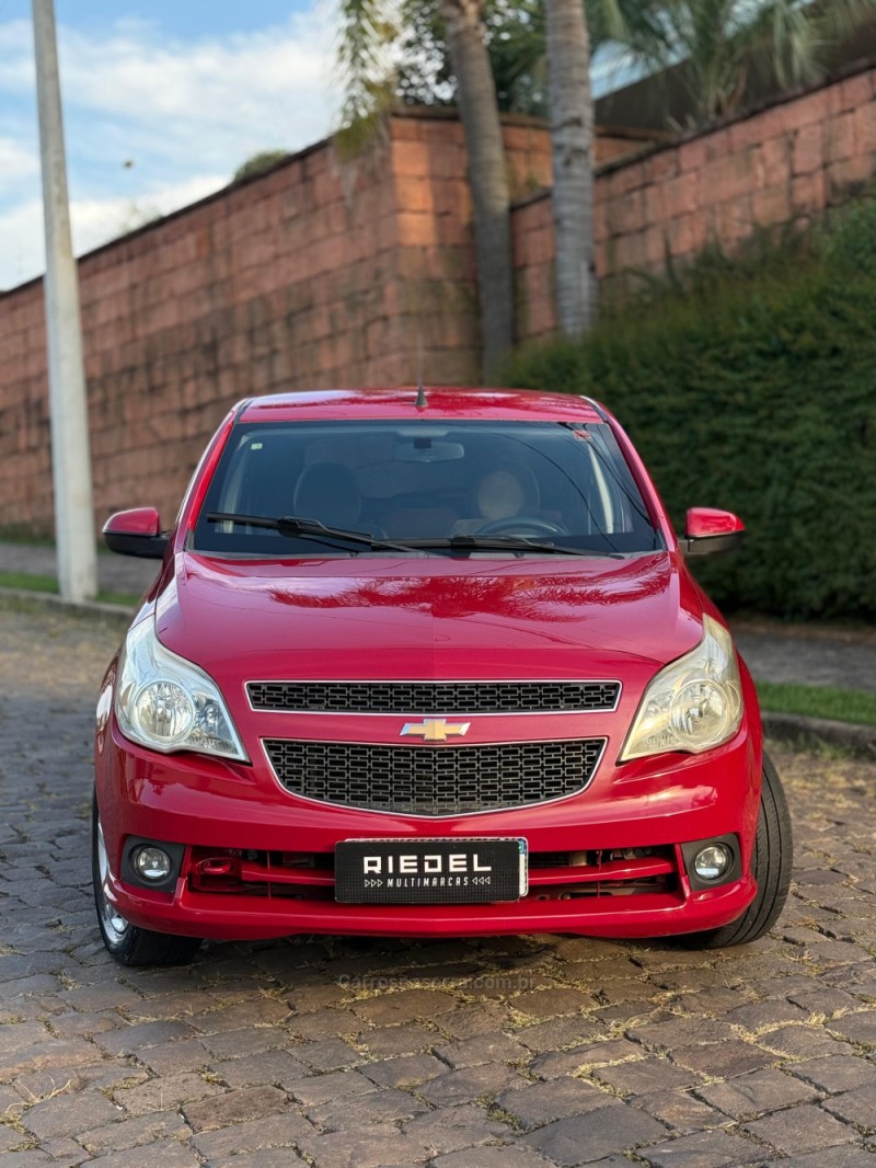 AGILE 1.4 MPFI LTZ 8V FLEX 4P MANUAL - 2011 - VENâNCIO AIRES