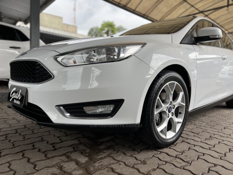 FOCUS 2.0 SE FASTBACK 16V FLEX 4P AUTOMÁTICO - 2016 - BOM PRINCíPIO