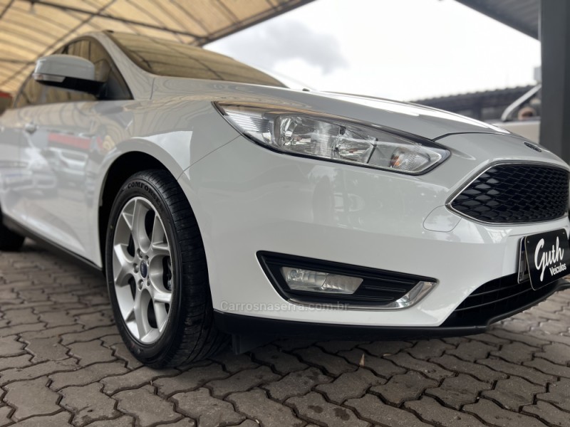 FOCUS 2.0 SE FASTBACK 16V FLEX 4P AUTOMÁTICO - 2016 - BOM PRINCíPIO