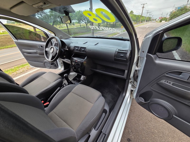 FOX 1.0 MI 8V FLEX 4P MANUAL - 2008 - VENâNCIO AIRES