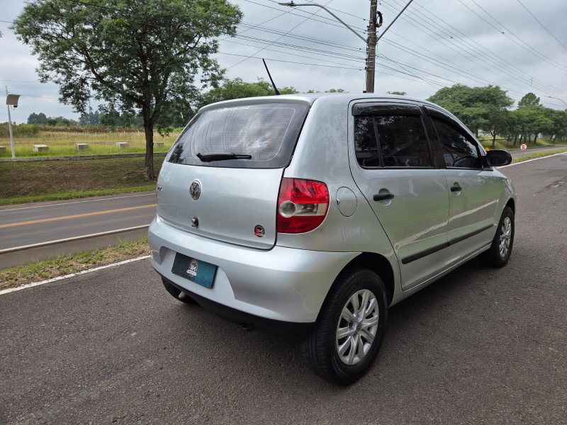 FOX 1.0 MI 8V FLEX 4P MANUAL - 2008 - VENâNCIO AIRES