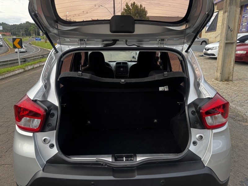 KWID 1.0 12V SCE FLEX ZEN MANUAL - 2018 - DOIS IRMãOS