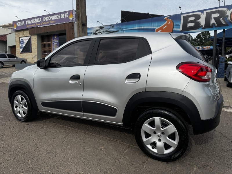 KWID 1.0 12V SCE FLEX ZEN MANUAL - 2018 - DOIS IRMãOS