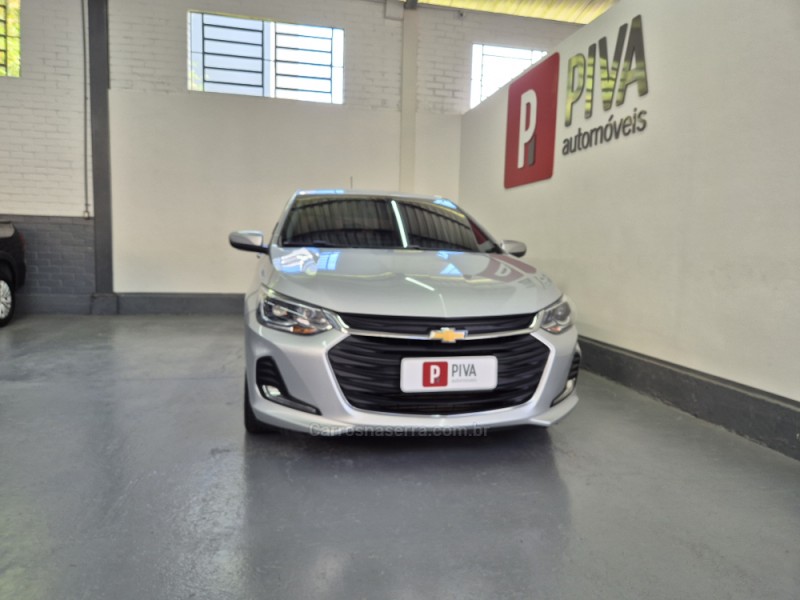 onix 1.0	premier ii plus 12v turbo flex 4p automatico 2023 garibaldi