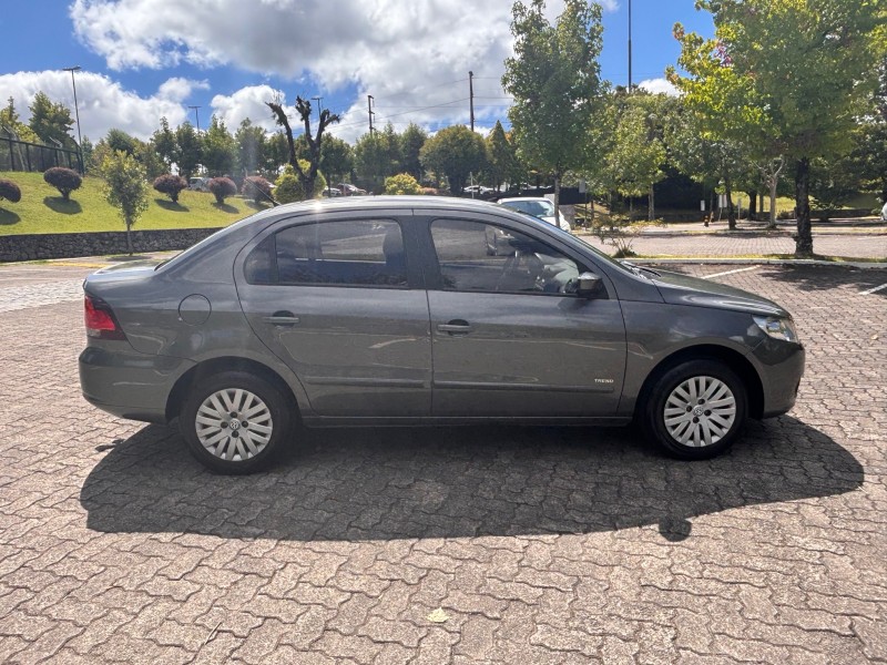 VOYAGE 1.6 MI TREND 8V FLEX 4P MANUAL - 2011 - CAXIAS DO SUL