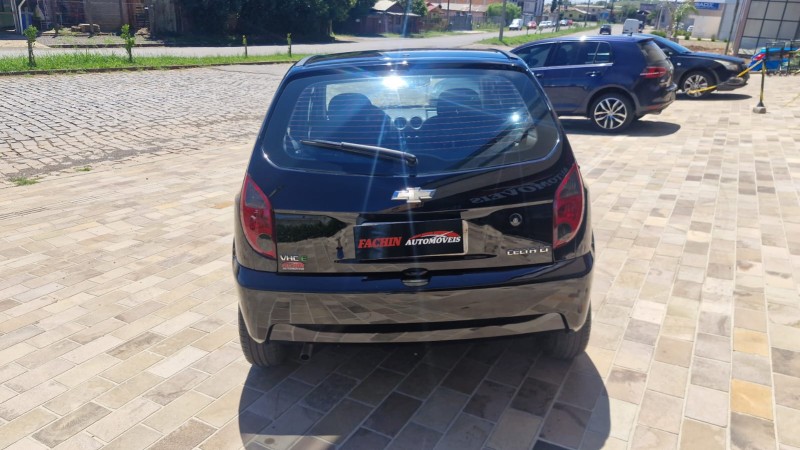 CELTA 1.0 MPFI LT 8V FLEX 4P MANUAL - 2013 - VACARIA