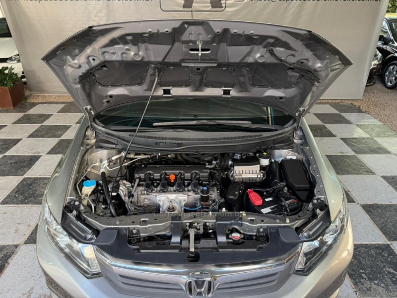 CIVIC 1.8 LXS 16V FLEX 4P AUTOMÁTICO - 2014 - NOVA PRATA