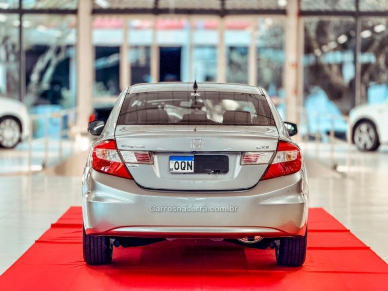 CIVIC 1.8 LXS 16V FLEX 4P AUTOMÁTICO - 2014 - NOVA PRATA