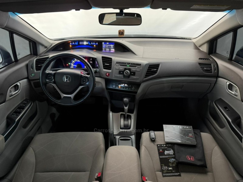 CIVIC 1.8 LXS 16V FLEX 4P AUTOMÁTICO - 2014 - NOVA PRATA