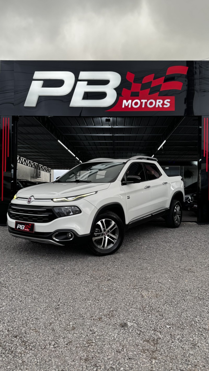 TORO 2.0 16V TURBO DIESEL VOLCANO AT9 4X4 AUTOMÁTICO - 2018 - CAXIAS DO SUL