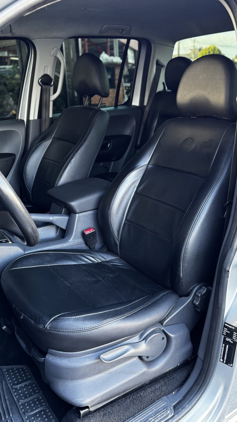 AMAROK 2.0 TRENDLINE 4X4 CD 16V TURBO INTERCOOLER DIESEL 4P AUTOMÁTICO - 2013 - CAXIAS DO SUL