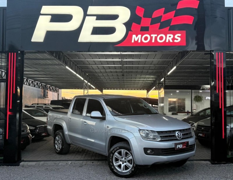 AMAROK 2.0 TRENDLINE 4X4 CD 16V TURBO INTERCOOLER DIESEL 4P AUTOMÁTICO