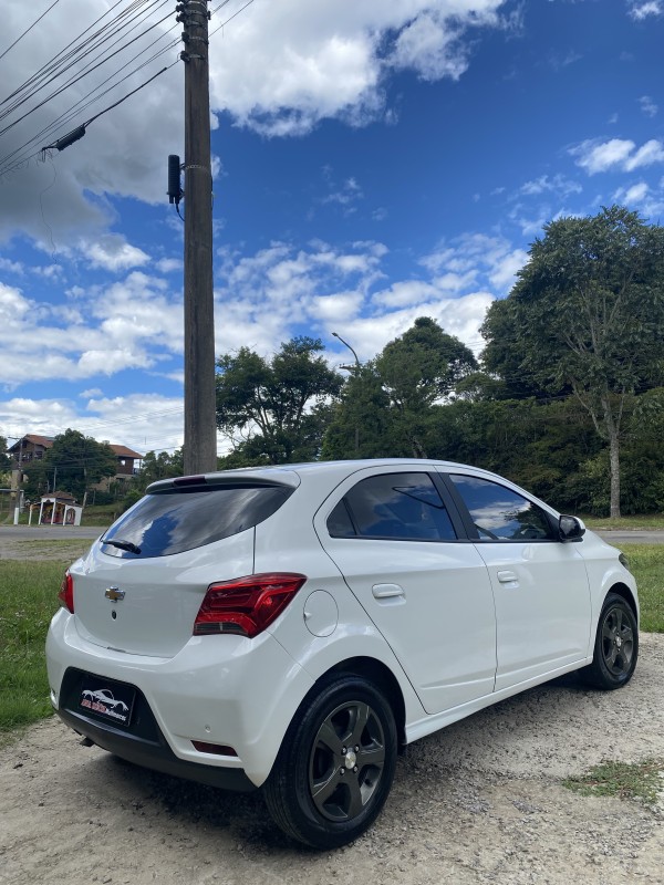 ONIX 1.4 MPFI LTZ 8V FLEX 4P MANUAL - 2018 - CAXIAS DO SUL