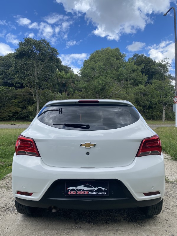 ONIX 1.4 MPFI LTZ 8V FLEX 4P MANUAL - 2018 - CAXIAS DO SUL