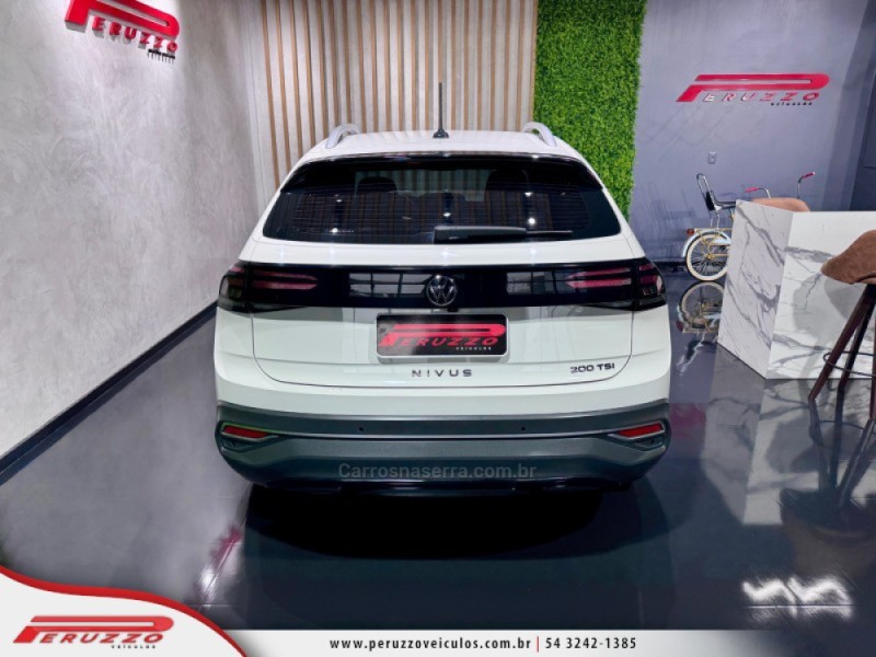 NIVUS 1.0 TSI HIGHLINE FLEX 4P AUTOMÁTICO - 2021 - NOVA PRATA