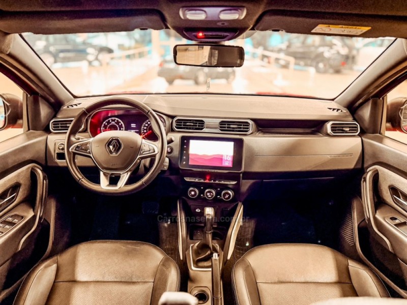 DUSTER 1.6 ICONIC 16V FLEX 4P AUTOMÁTICO - 2023 - NOVA PRATA