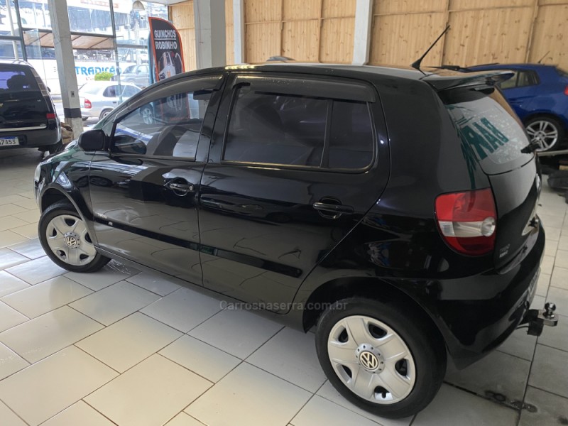 FOX 1.0 MI 8V FLEX 4P MANUAL - 2010 - CAXIAS DO SUL