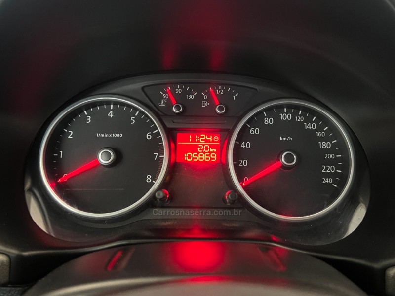 VOYAGE 1.6 MI COMFORTLINE 8V FLEX 4P MANUAL - 2013 - FLORES DA CUNHA