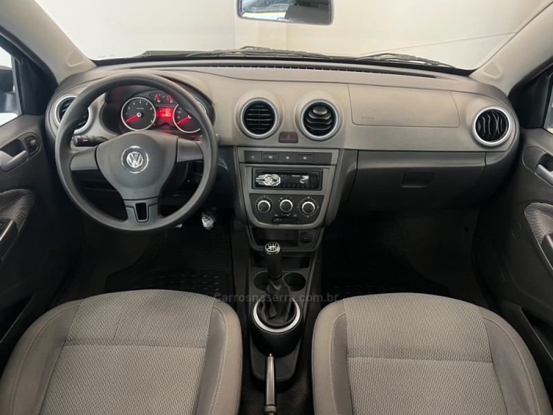 VOYAGE 1.6 MI COMFORTLINE 8V FLEX 4P MANUAL - 2013 - FLORES DA CUNHA