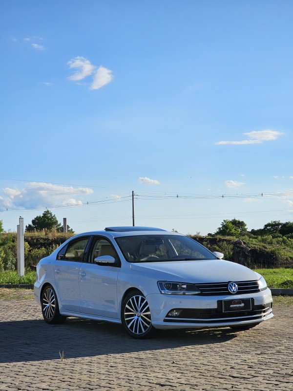 JETTA 1.4 16V TSI COMFORTLINE GASOLINA 4P TIPTRONIC - 2016 - ANTôNIO PRADO