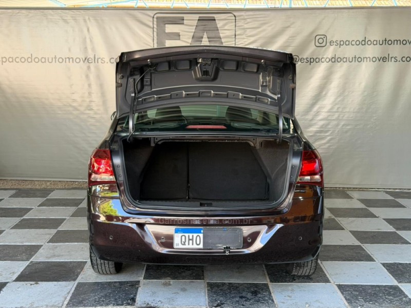 COBALT 1.8 MPFI LTZ 8V FLEX 4P MANUAL - 2016 - NOVA PRATA