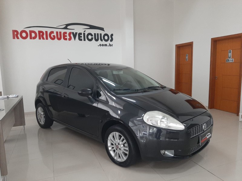 PUNTO 1.6 ESSENCE 16V FLEX 4P MANUAL