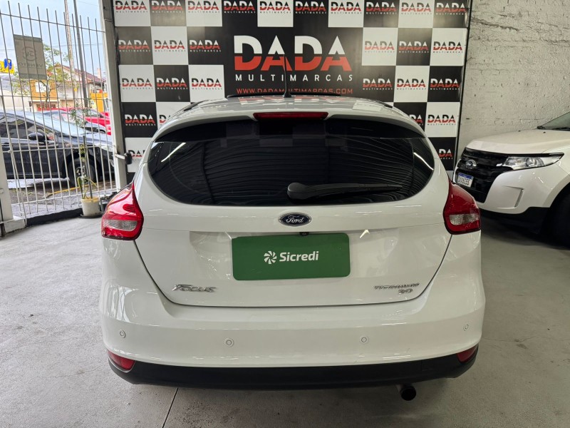 FOCUS 2.0 TITANIUM PLUS 16V FLEX 4P AUTOMÁTICO - 2016 - CAXIAS DO SUL