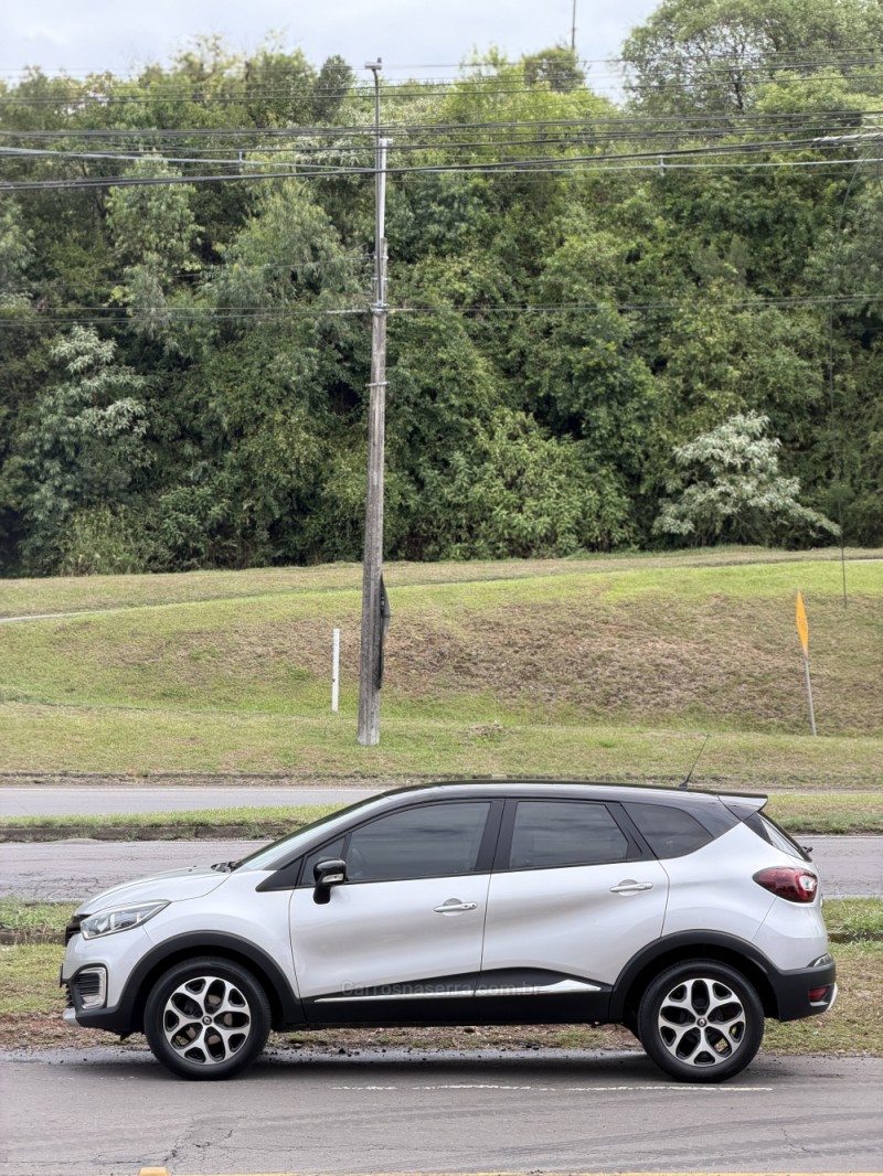 CAPTUR 1.6 16V FLEX INTENSE AUTOMÁTICO - 2019 - CAXIAS DO SUL