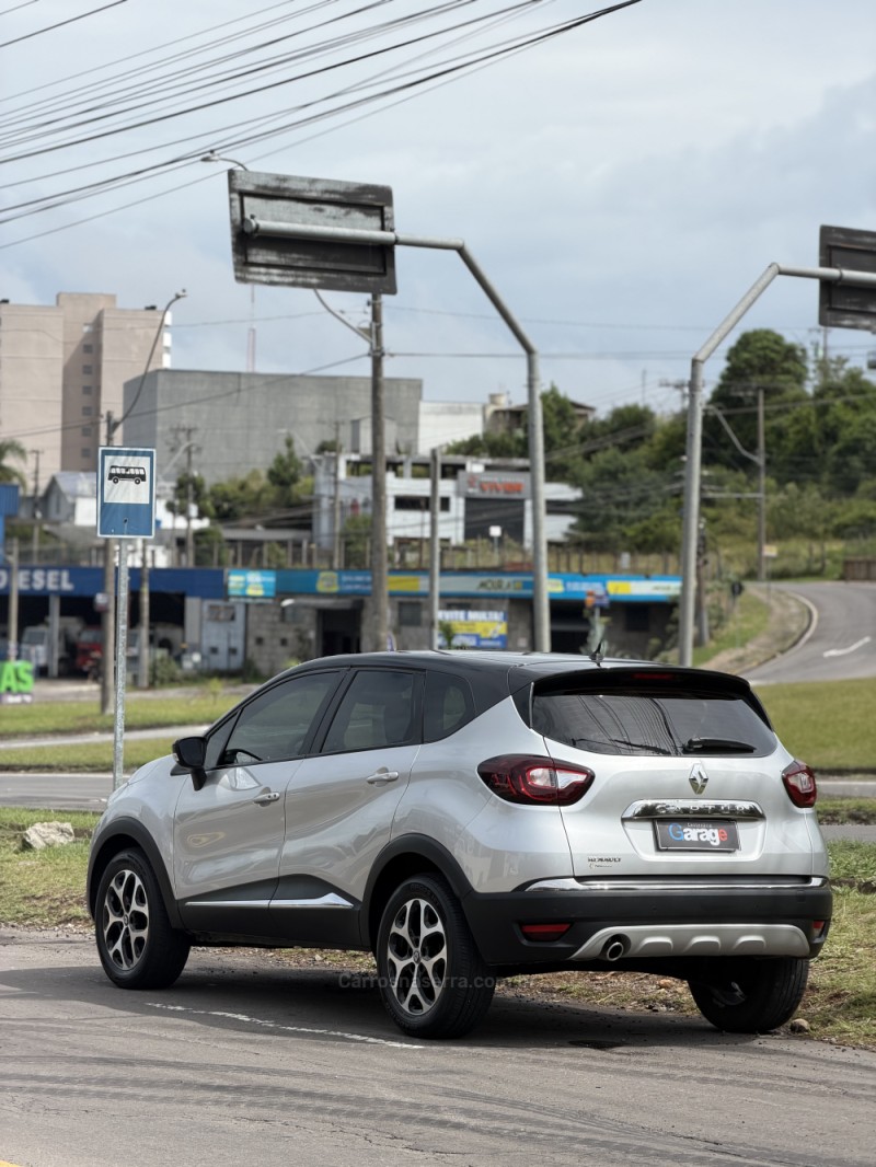 CAPTUR 1.6 16V FLEX INTENSE AUTOMÁTICO - 2019 - CAXIAS DO SUL