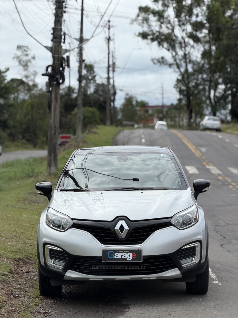 CAPTUR 1.6 16V FLEX INTENSE AUTOMÁTICO - 2019 - CAXIAS DO SUL