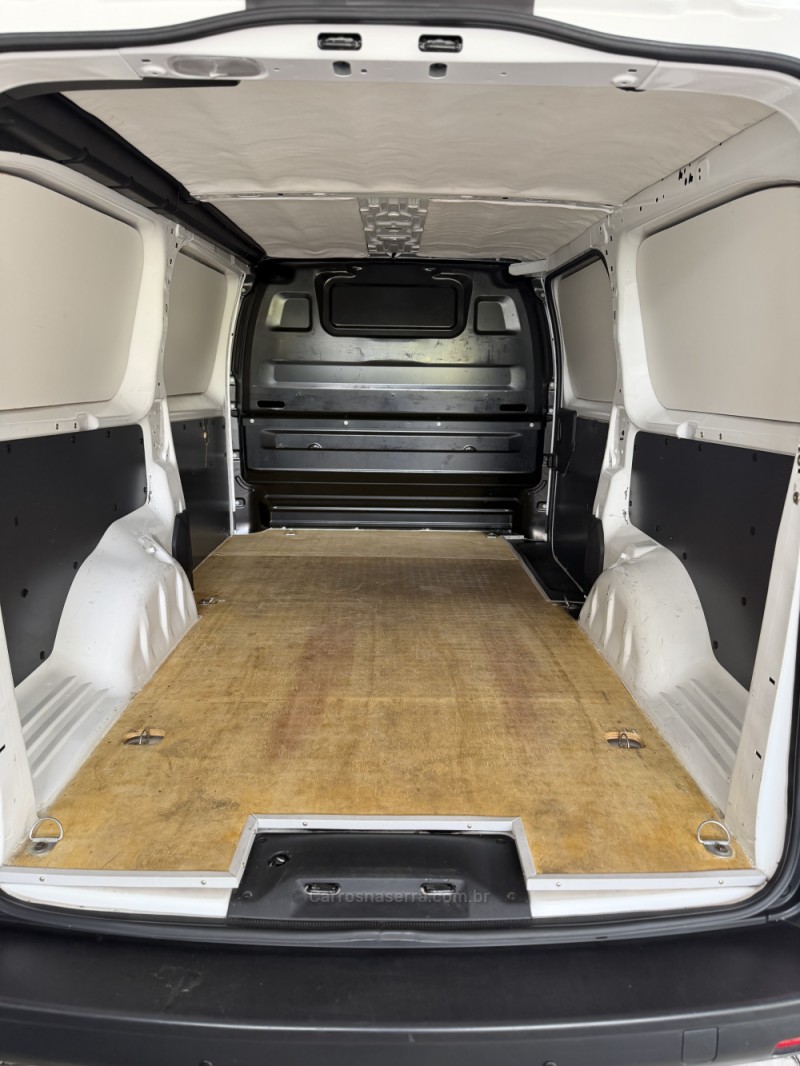 EXPERT 1.5 BLUEHDI CARGO DIESEL MANUAL - 2024 - CAXIAS DO SUL