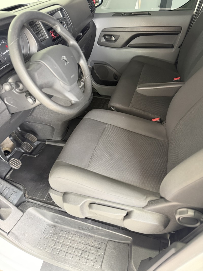 EXPERT 1.5 BLUEHDI CARGO DIESEL MANUAL - 2024 - CAXIAS DO SUL