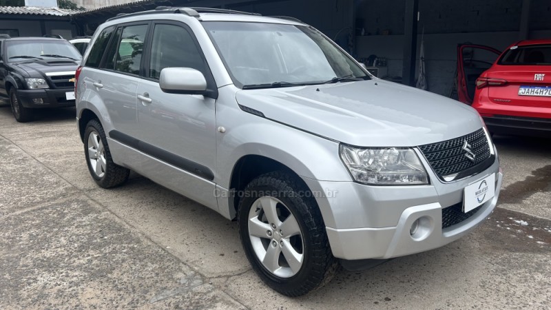 GRAND VITARA 2.0 4SPORT 4X4 16V GASOLINA 4P MANUAL - 2011 - GRAVATAí