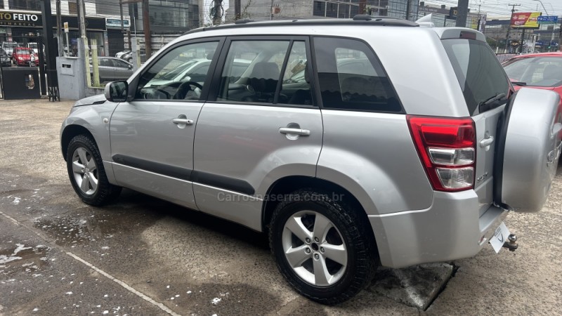 GRAND VITARA 2.0 4SPORT 4X4 16V GASOLINA 4P MANUAL - 2011 - GRAVATAí