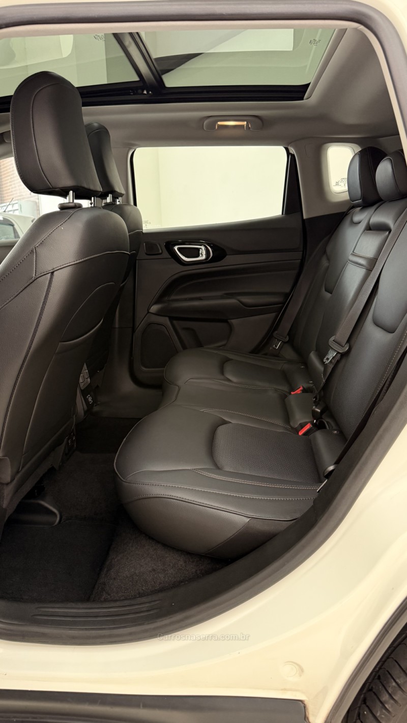 COMPASS 1.3 LIMITED T270 16V TURBO FLEX 4P AUTOMÁTICO - 2023 - BENTO GONçALVES