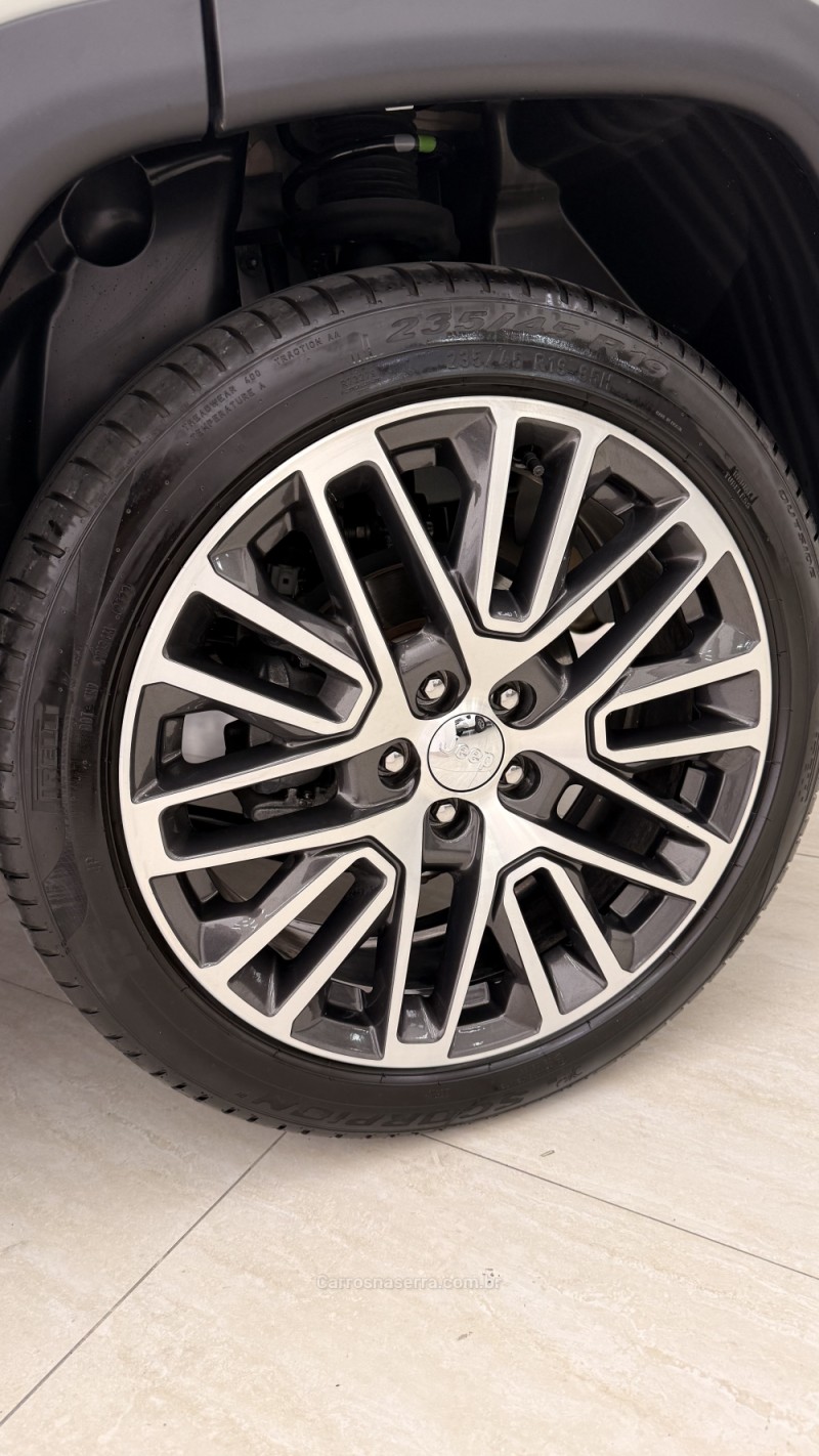 COMPASS 1.3 LIMITED T270 16V TURBO FLEX 4P AUTOMÁTICO - 2023 - BENTO GONçALVES