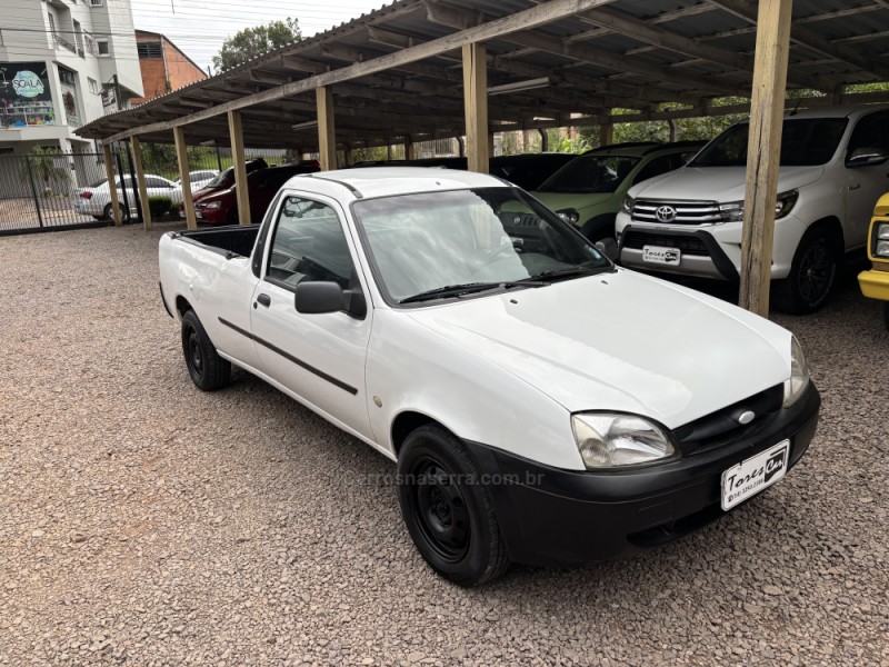 COURIER 1.6 MPI L 8V GASOLINA 2P MANUAL - 2006 - ANTôNIO PRADO