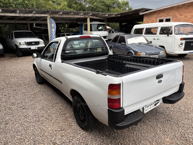 COURIER 1.6 MPI L 8V GASOLINA 2P MANUAL - 2006 - ANTôNIO PRADO