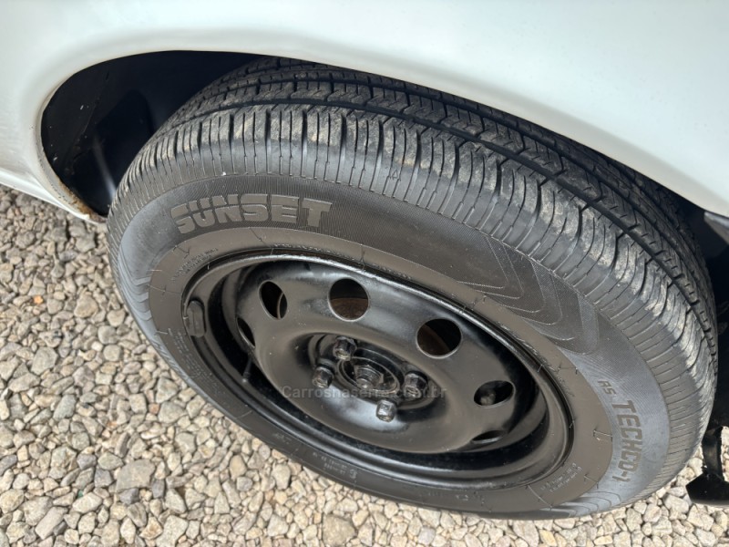 COURIER 1.6 MPI L 8V GASOLINA 2P MANUAL - 2006 - ANTôNIO PRADO