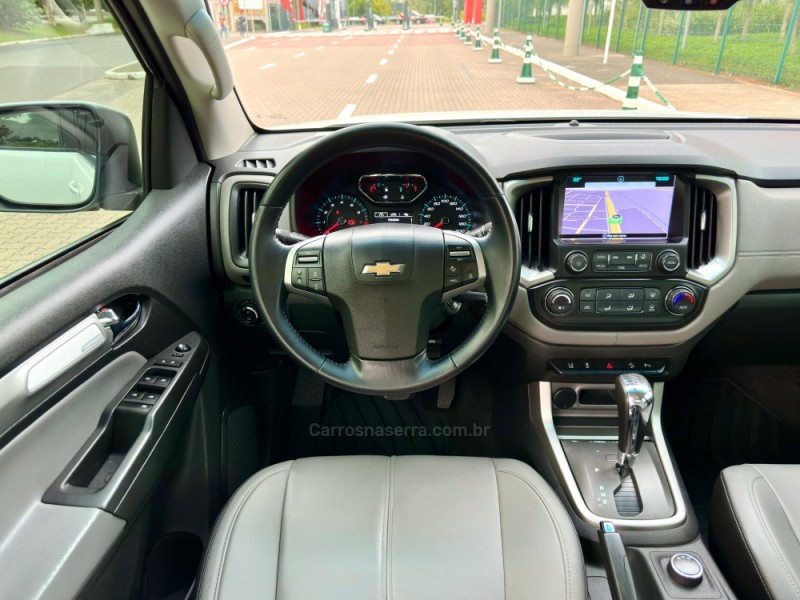 S10 2.4 MPFI LTZ 4X4 CD 8V FLEX 4P MANUAL - 2018 - ESTâNCIA VELHA