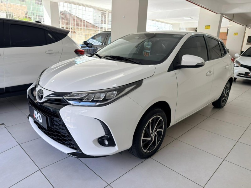 YARIS 1.5 XLS FLEX 4P AUTOMÁTICO - 2024 - CAXIAS DO SUL