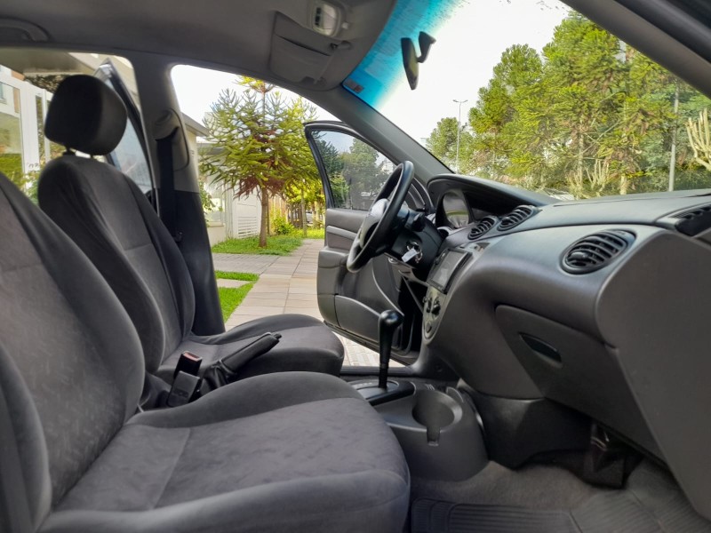 FOCUS 2.0 FC 16V GASOLINA 4P AUTOMÁTICO - 2008 - FARROUPILHA