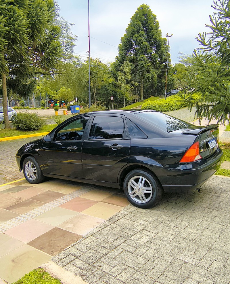 FOCUS 2.0 FC 16V GASOLINA 4P AUTOMÁTICO - 2008 - FARROUPILHA