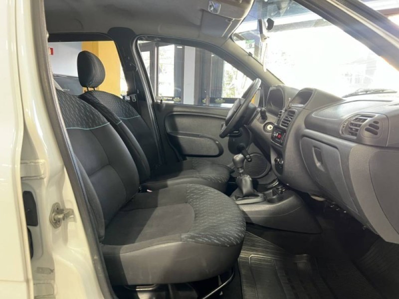 CLIO 1.0 EXPRESSION 8V GASOLINA 4P MANUAL - 2016 - CAXIAS DO SUL