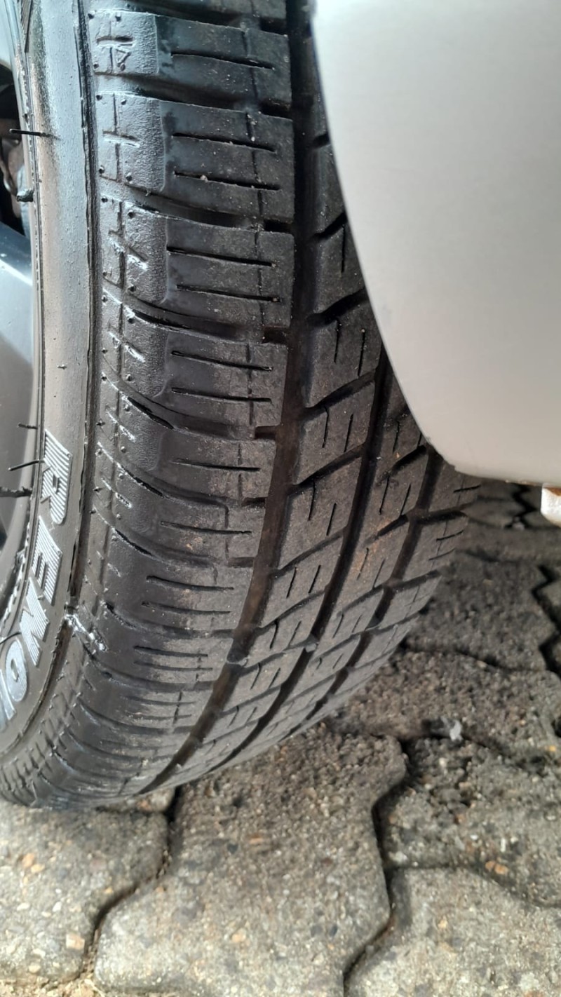 FIT 1.4 LX 8V GASOLINA 4P MANUAL - 2004 - ESTRELA