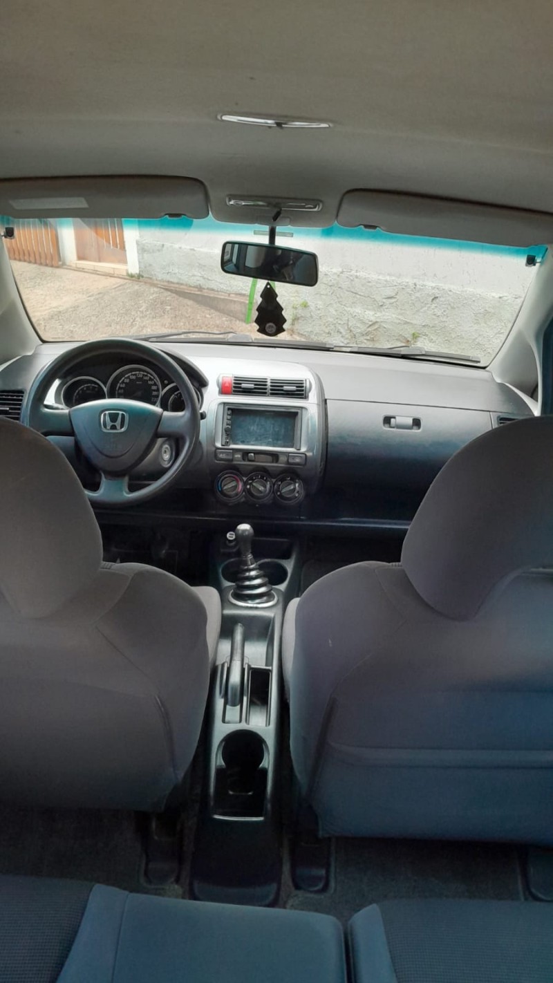 FIT 1.4 LX 8V GASOLINA 4P MANUAL - 2004 - ESTRELA