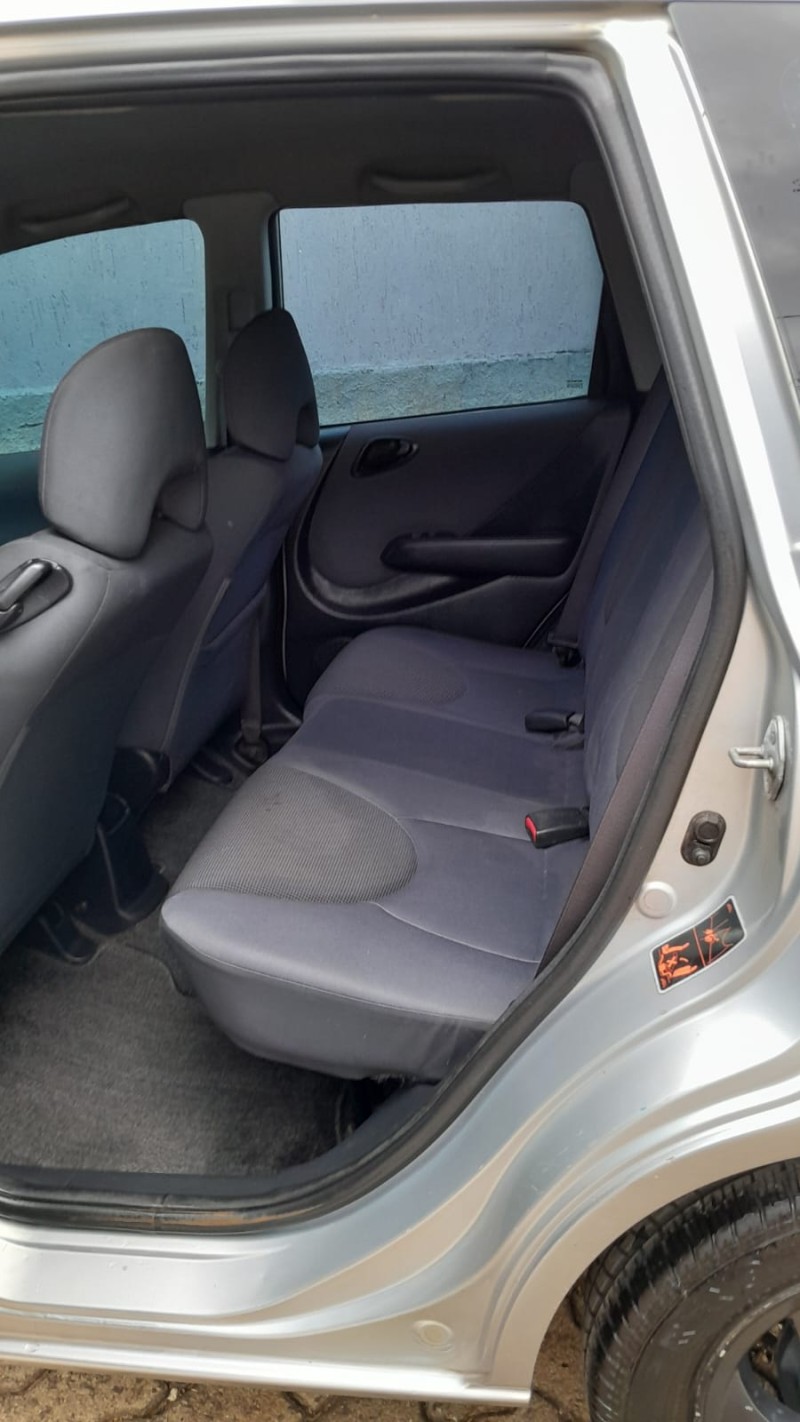 FIT 1.4 LX 8V GASOLINA 4P MANUAL - 2004 - ESTRELA